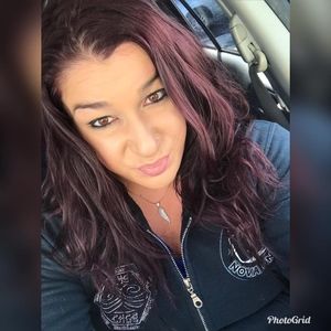 Meet your Posher, Melanie